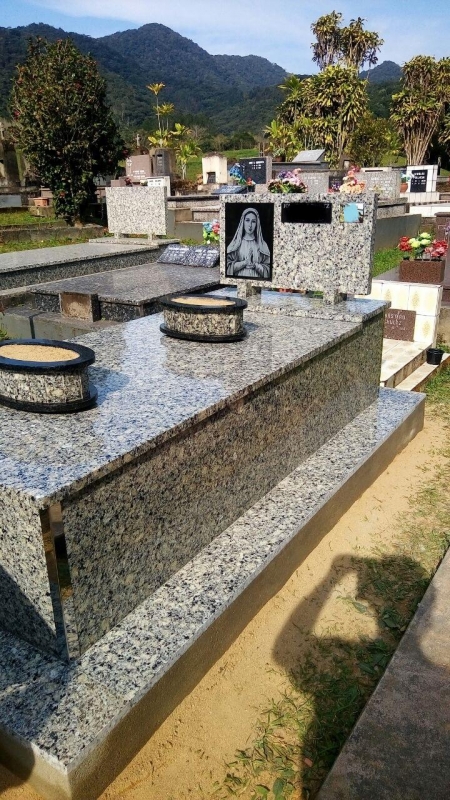 GRANITO PRATA GAUCHO