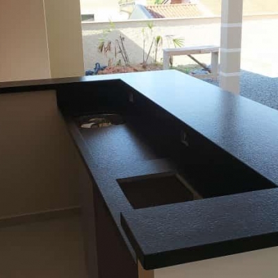 Granito Preto São Gabriel Escovado