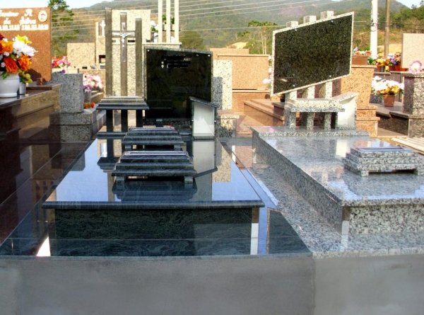 GRANITO VERDE CANDEIAS